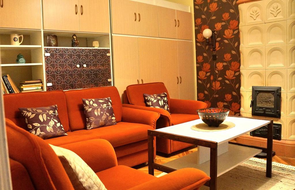 Hajnal Apartman Villa Гюла Екстериор снимка